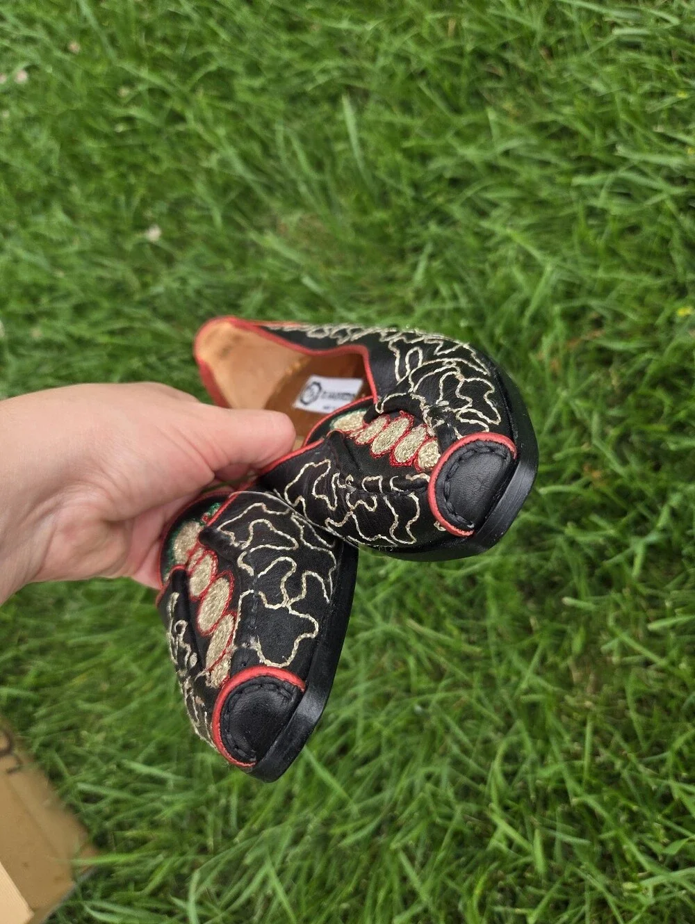 Vintage El Vaquero Italy Black Leather Gold Embroidered Slipper Flats 38